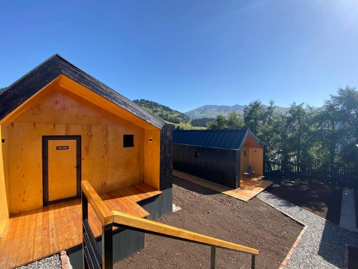 Peak Lodge Jyrgalan Esterno foto